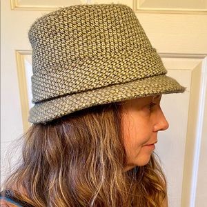 D&Y BUCKET HAT 100% Acrylic One Size